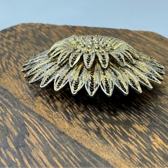 Vintage gold vermeil sterling silver filigree sunflower brooch pin - Picture 4 of 7